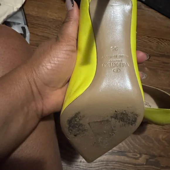 Valentino rockstud heels. Yellow/lime neon - Picture 3 of 13